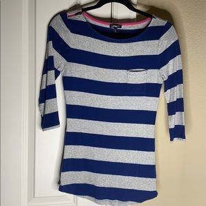 3/4 sleeve striped tops with pocket & shoulder zip